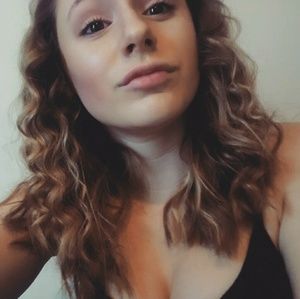 Meet your Posher, Jyllian